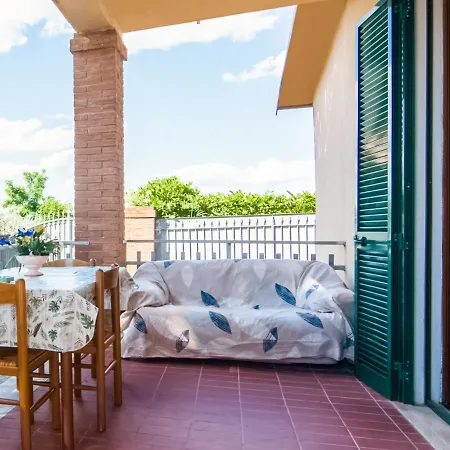 Castiglione Del Lago Apartment
